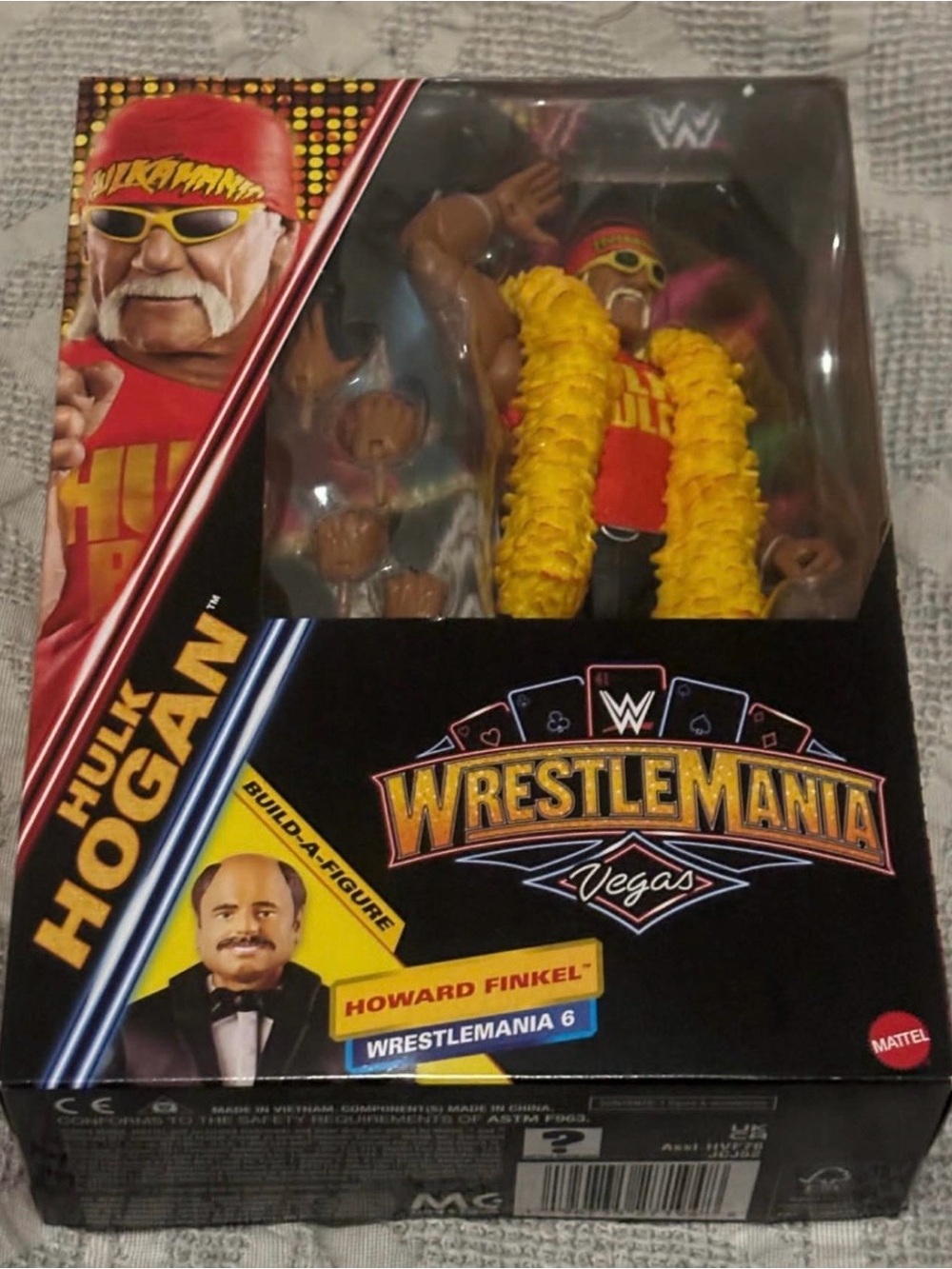 Hulk Hogan WWE Action Figure Wrestlemania Elite Collection New in Box